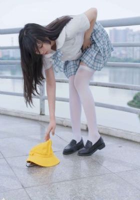 奇怪的同居