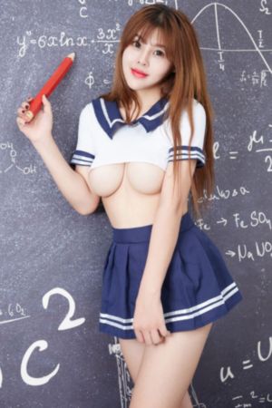 夜夜躁狠狠躁日日躁2002讲述
