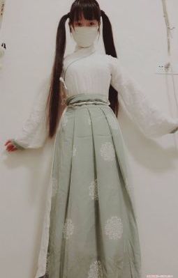 年轻的女教师6